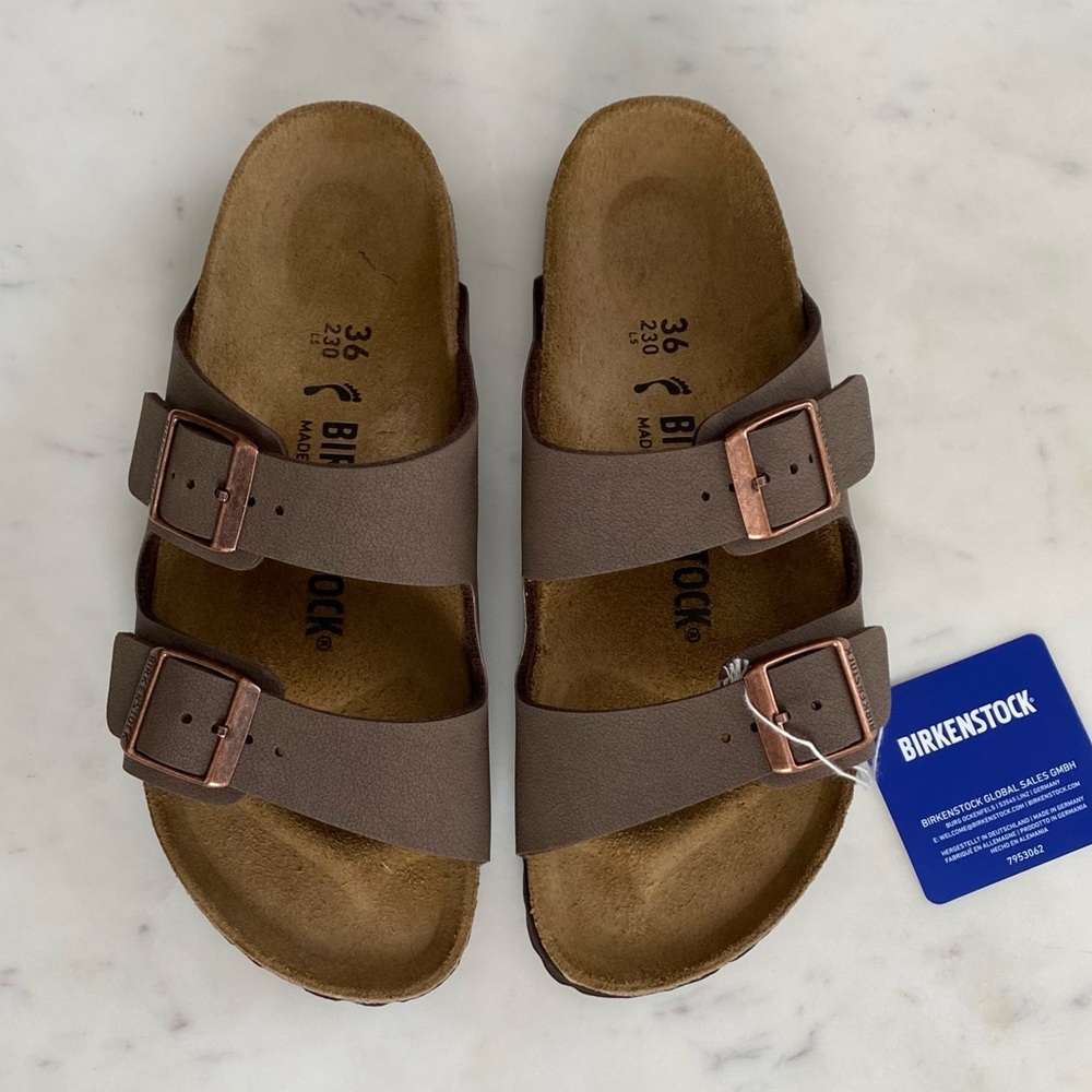 NWT Birkenstock ARIZONA Sandals. Size 36 Narrow, Mocha Color